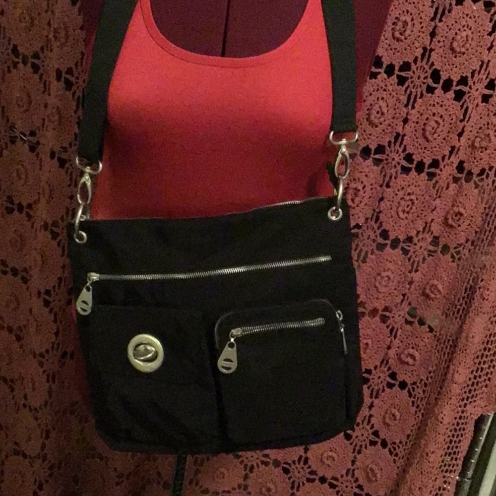 EUC Baggallini Crossbody Bag